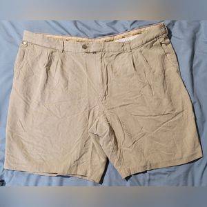 Men's Tommy Bahama shorts. Size 44